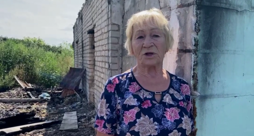 Жительница липецкого села попросила Владимира Путина помочь отремонтировать дом после пожара