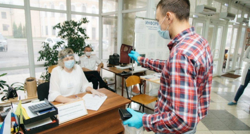 Во второй день голосования явка избирателей в Липецкой области перевалила за 34 процента