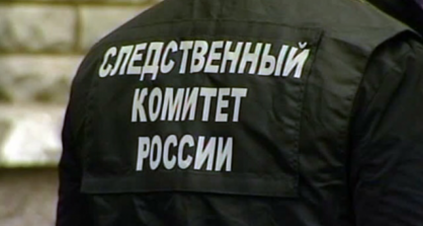 Липецкие силовики обнаружили базу преступной группировки на площадке табачной фабрики в Ельце
