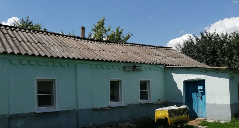 В липецком селе инвалид опасается погибнуть под завалами собственного дома