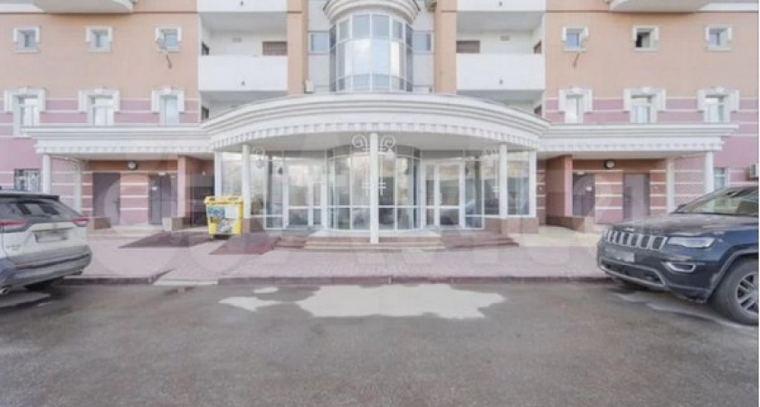 В Липецке продают четырехкомнатную квартиру за 26 млн рублей