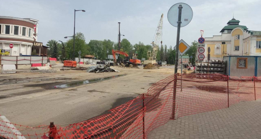 Липчане негодуют из-за долгого ремонта «горбатого» моста