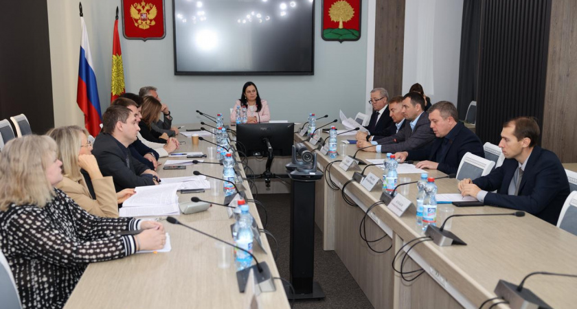 Троих липчан наградят за заслуги перед Липецкой областью