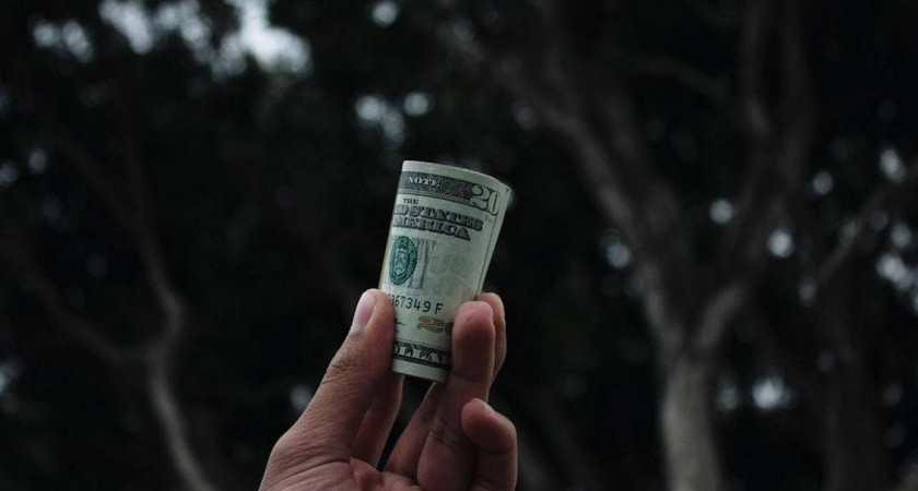 Липецкая область заняла 51-е место в рейтинге регионов России по зарплате 