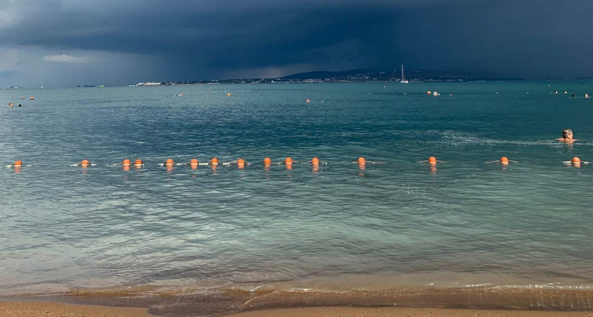 Пересматривать планы на отпуск из-за экологической катастрофы в Черном море будут 15% липчан 