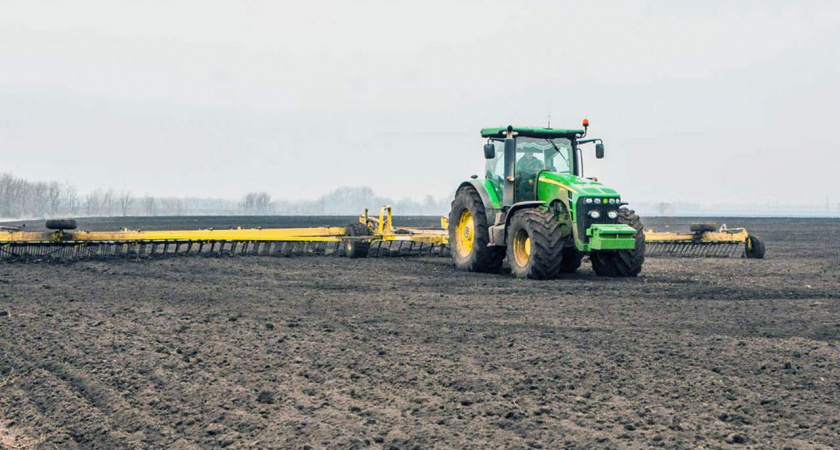 Липецкие аграрии получат весомую господдержку на проведение весенних полевых работ 