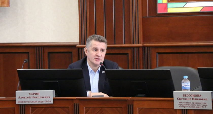 В Липецке депутаты попросили прекратить закупать некачественные лифты