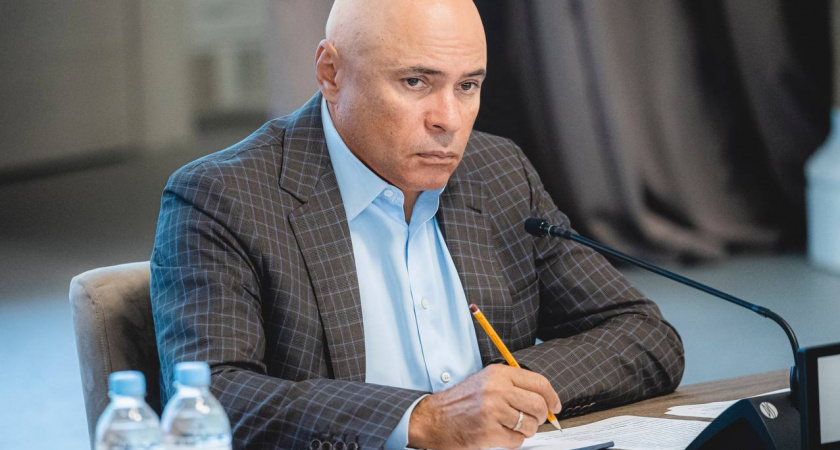 Губернатор Артамонов объявил о введении красного уровня угрозы из-за атак БПЛА