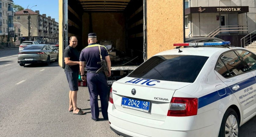 На дорогах Липецкой области усилен досмотр грузового транспорта