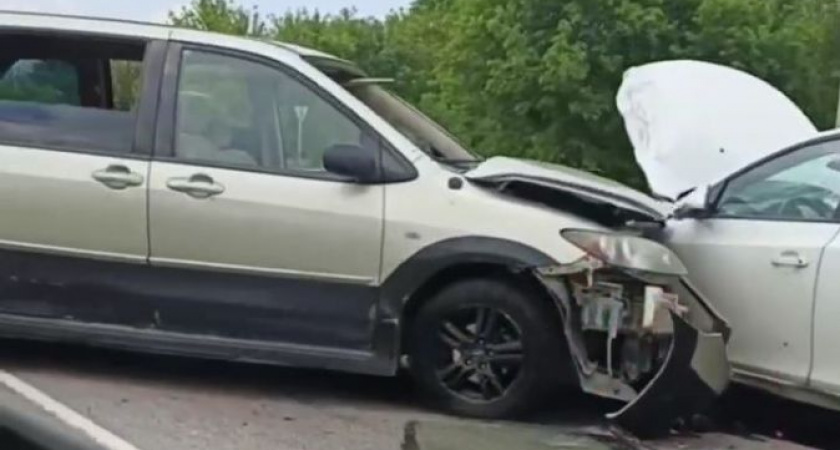Два авто попали в ДТП у липецкого полигона ТБО
