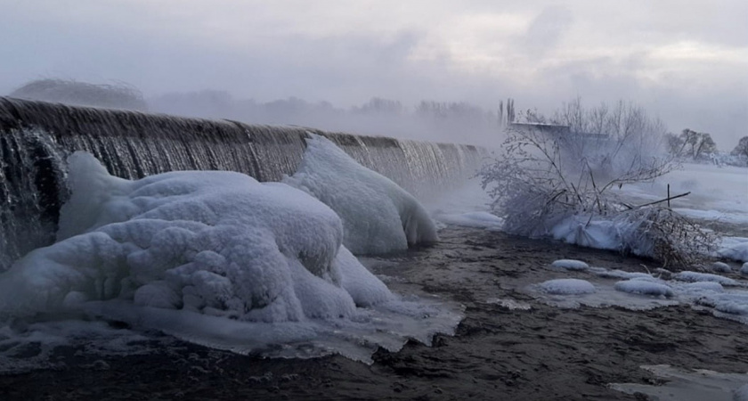 400-метровый водопад в Липецке привлекает туристов