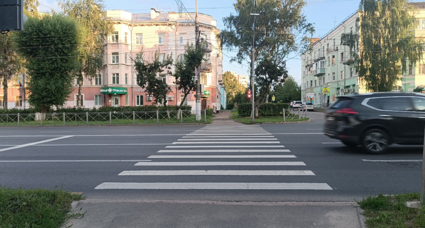 Как правильно проезжать пешеходные переходы? Верховный Суд развенчал опасные заблуждения водителей