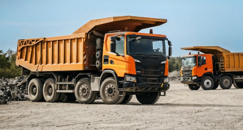 Самосвалы НЛМК теперь работают как грузовое такси