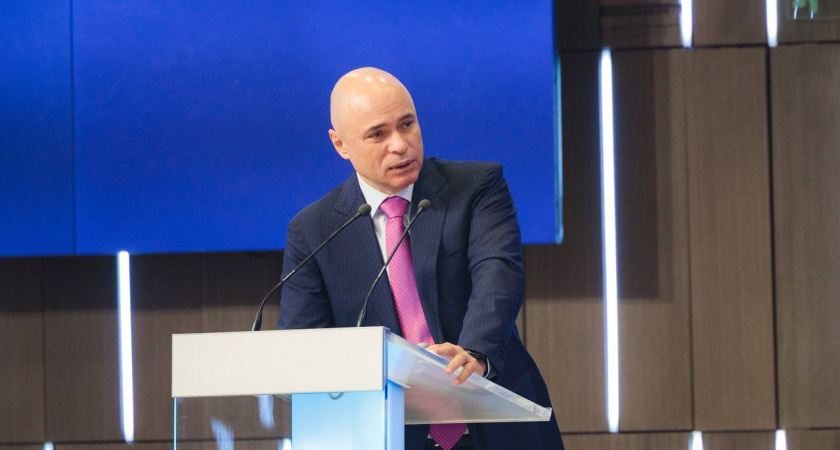 Артамонов оказался в топ-3 губернаторов по охвату публикаций в Telegram