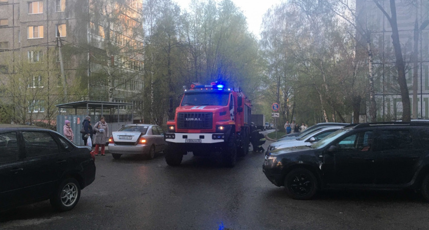 «УАЗ Патриот» полностью сгорел в Липецкой области