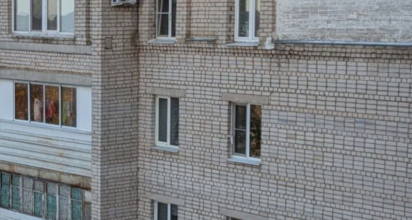 Молодого человека обнаружили мертвым в квартире на Циолковского в Липецке