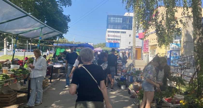 В Липецкой области организуют 7 ярмарок в сентябре для предпринимателей