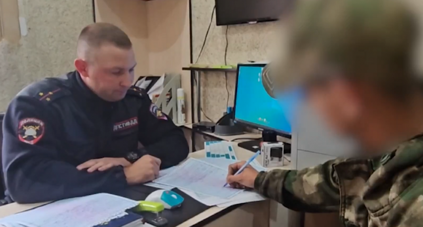 Пьяный водитель УАЗа устроил погоню с полицией в центре Липецка