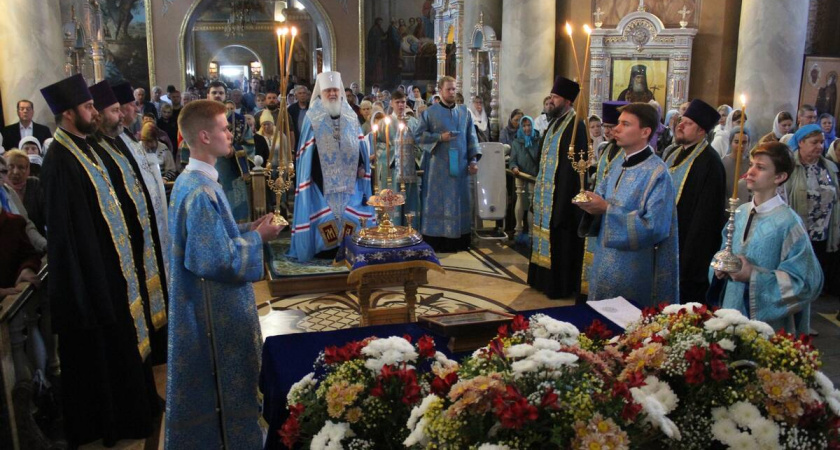 Новый храм на Елецком микрорайоне принял первых прихожан на праздник Успения Пресвятой Богородицы