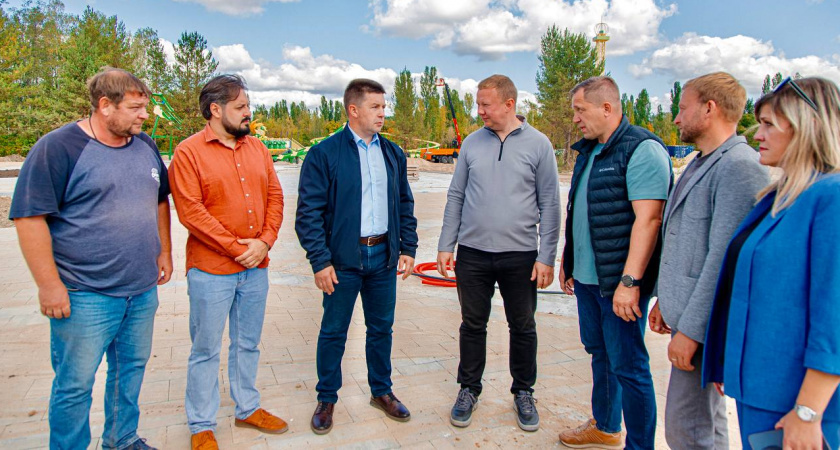 В Липецке завершается строительство нового парка аттракционов