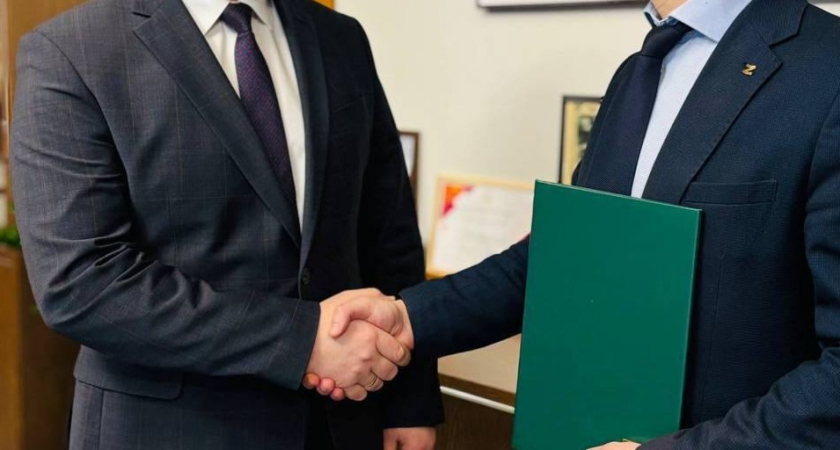 Роман Ченцов назначил 32-летнего пожарного руководителем коммунального ведомства