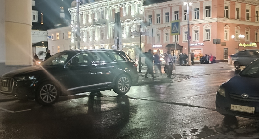 Почему спидометр и навигатор показывают разную скорость и какому прибору верить? Разобрался — рассказываю