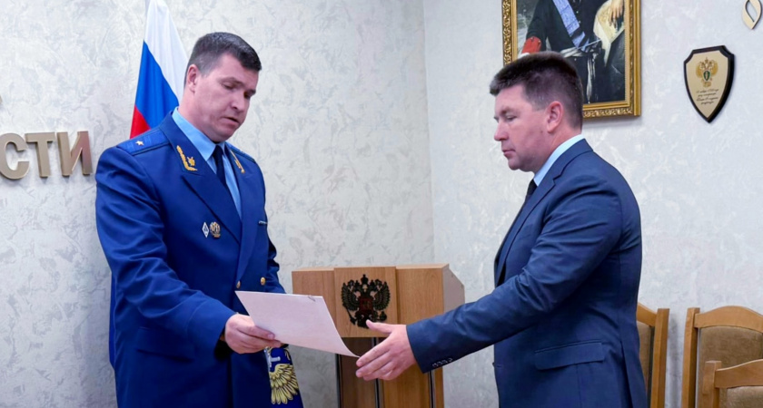 Ченцов получил предупреждение от прокуратуры за бездействие властей