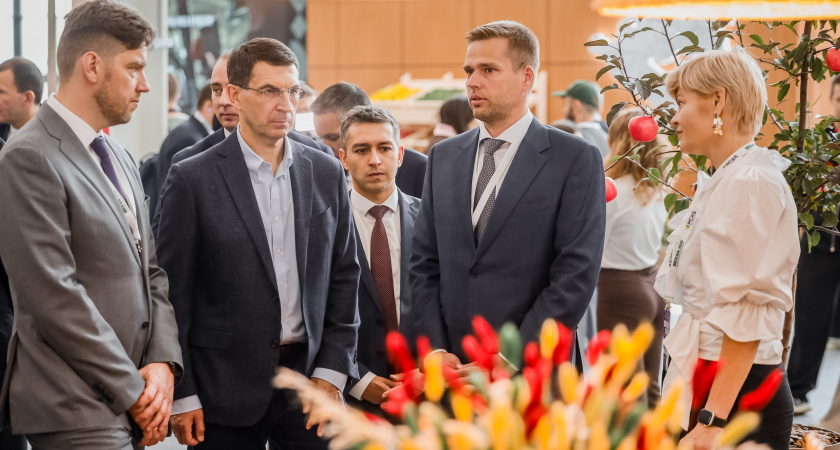 Полпред президента оценил достижения липецких фермеров
