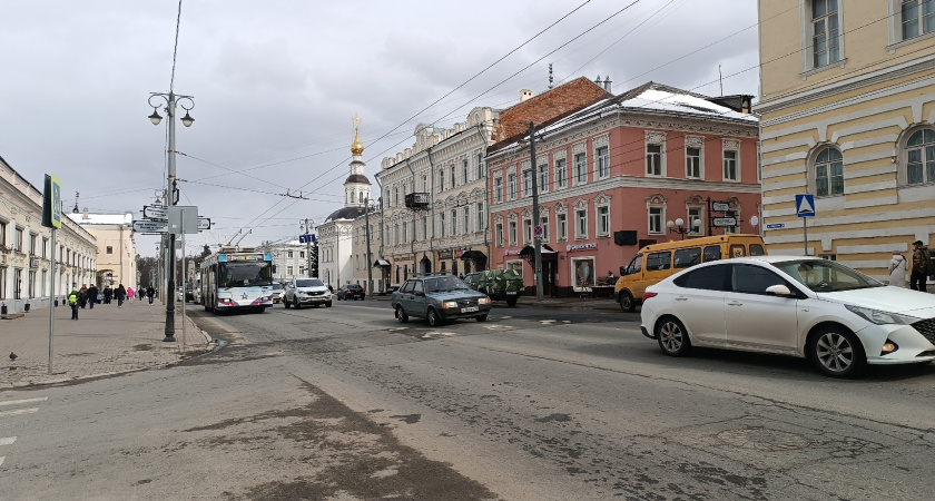 «Стоят копейки, почти не ломаются, дадут фору новым авто»: Топ-5 авто до 250 тыс руб, которые не подведут, несмотря на возраст