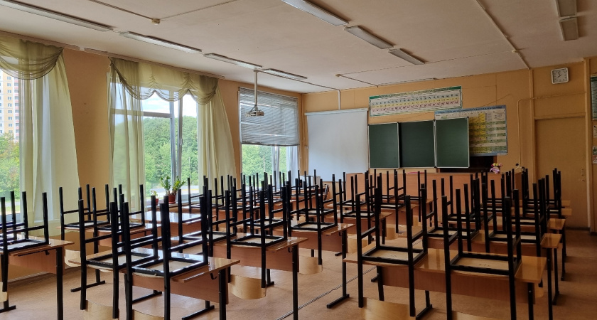 Липецких школьников и студентов учат управлять БПЛА