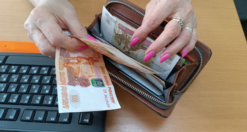 Липчанка потеряла более 1 млн рублей при покупке автомобиля через интернет