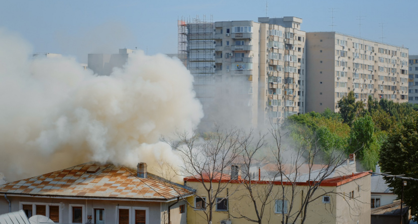 В Липецкой области двое мужчин погибли при пожаре в пятиэтажке