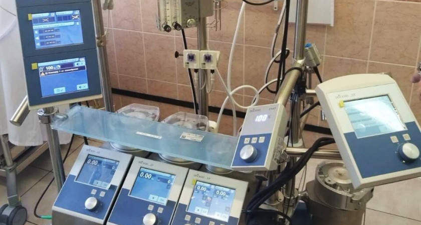 Липецкие врачи освоили новый аппарат для операций на открытом сердце