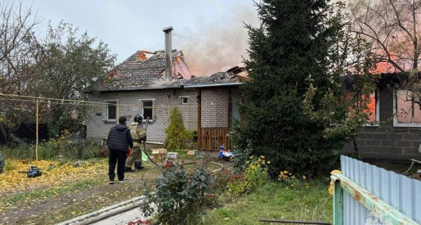 В Грязях Липецкой области пожар уничтожил жилой дом