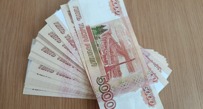 Мошенник попытался сбыть поддельную банкноту на 5 тысяч в магазине Липецка