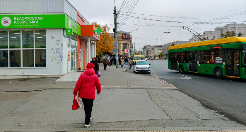 Так больше не носят: 9 устаревших приёмов, которые способны испортить стильный осенний образ