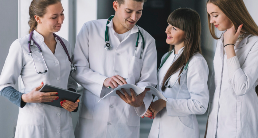 Липецкая детская больница приняла 31 нового врача за десять месяцев