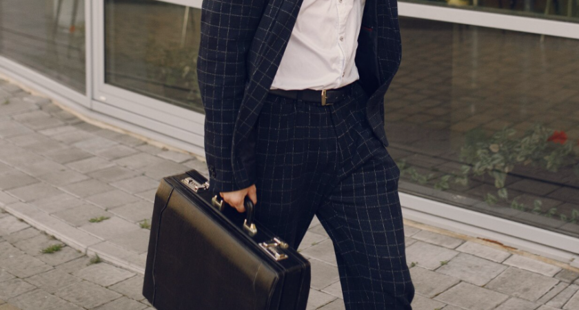 Липчанину грозит 5 лет за кражу барсетки пенсионера