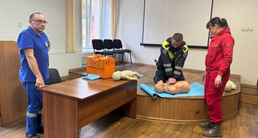 Липецкий центр скорой помощи обучил госавтоинспекторов действиям на месте ДТП