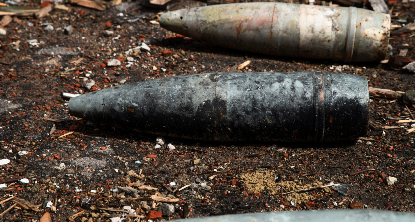 Житель деревни Большая Ивановка нашел мину и восемь снарядов