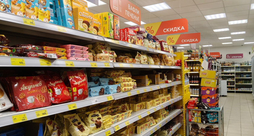 Названы 3 продукта, которые мешают уснуть — лучше убрать их из вечернего рациона