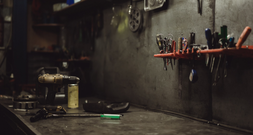 Житель Усманского района 6 лет хранил полкилограмма пороха в гараже