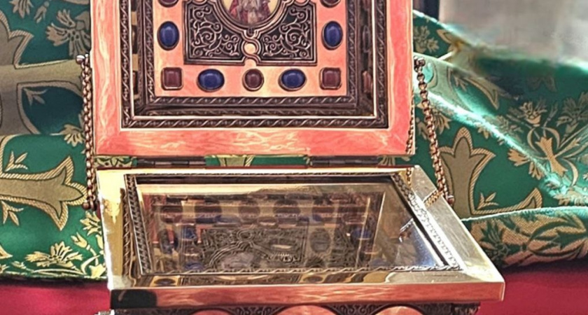 Липецкий собор принял мощи святителя Николая Чудотворца до 16 ноября