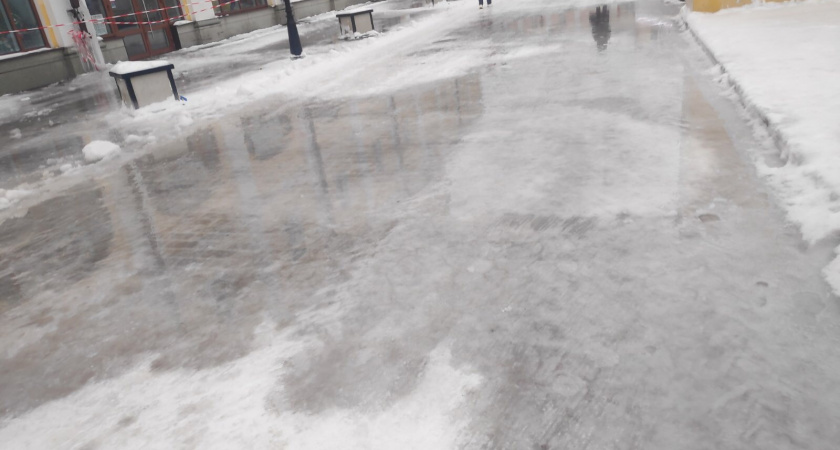 3 мазка на подошву — и ботинки не скользят даже в сильный гололед: по льду иду как по асфальту