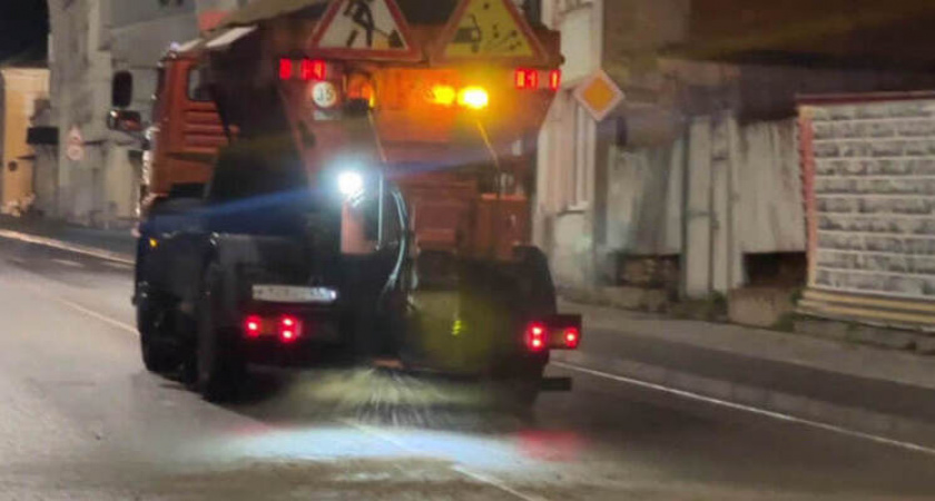 Жабин рассказал о повышенной готовности к холодам коммунальных служб Ельца