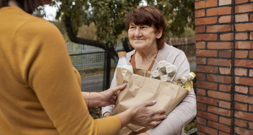 Неожиданное лекарство: почему добрые дела полезны для сердца и иммунитета