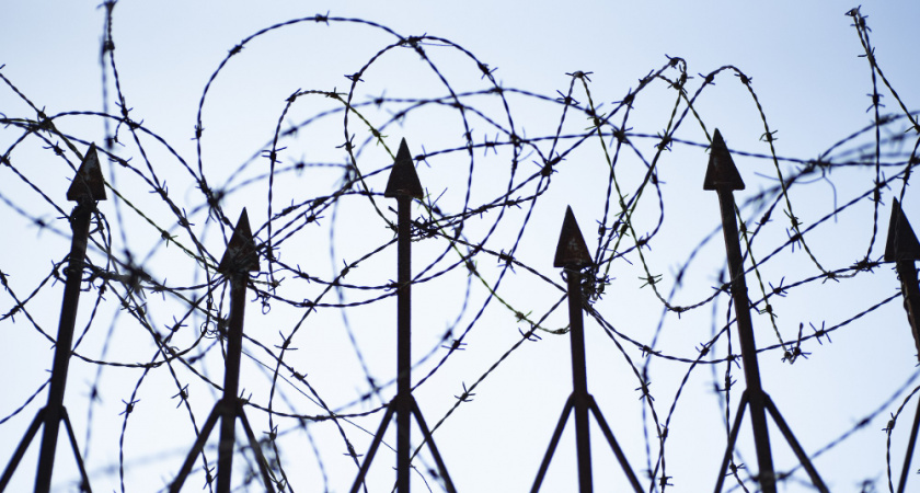 Экс-глава городского совета сидит в подвале СИЗО без света и белья