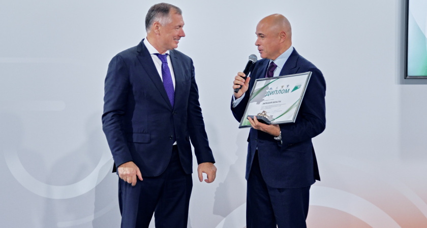 Игорь Артамонов получил «Золотой каток» за дорожные успехи