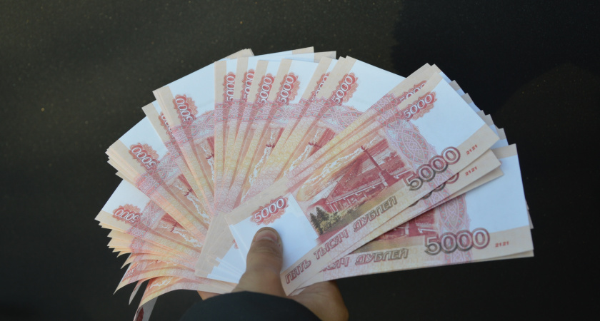 Липчанка отдала 3 млн рублей мошенникам за несуществующий перевод