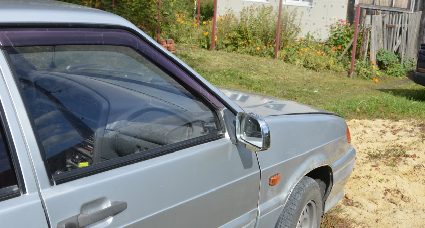 Капот по требованию: когда инспектор ДПС действительно может проверять номера агрегатов